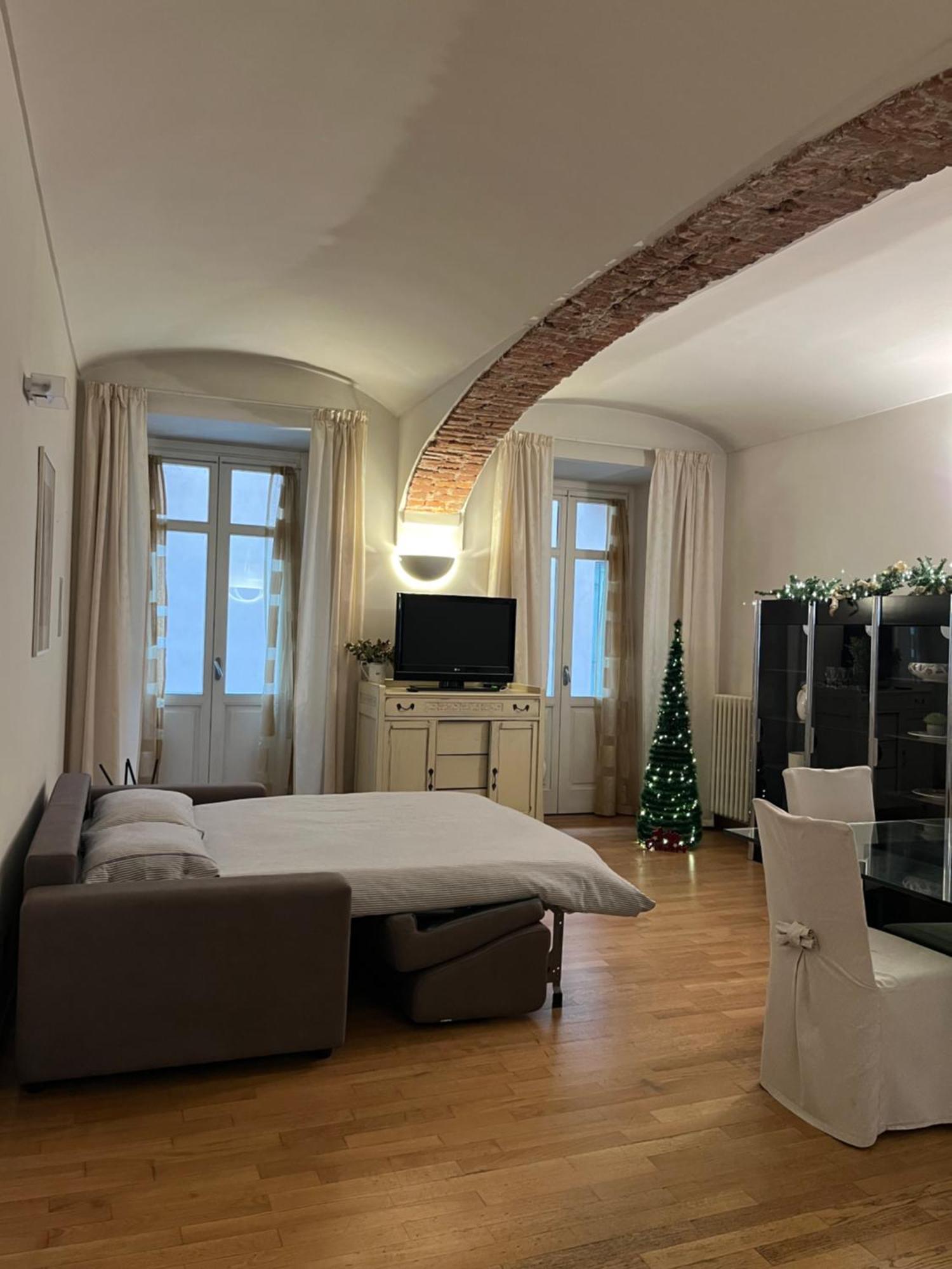 Апартаменты Centro Storico Eleganza E Lusso Nel Monferrato Казале-Монферрато Экстерьер фото