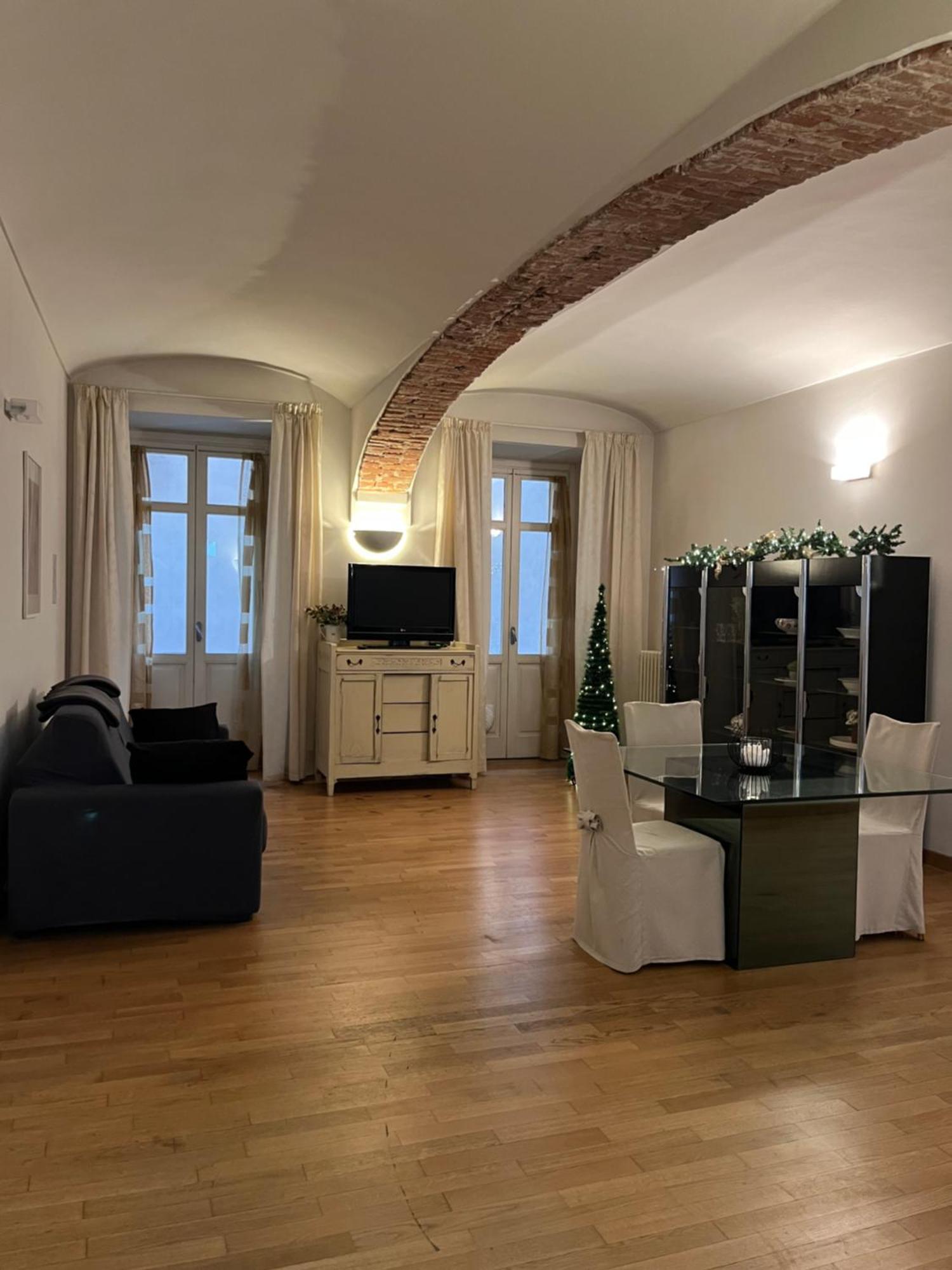 Апартаменты Centro Storico Eleganza E Lusso Nel Monferrato Казале-Монферрато Экстерьер фото
