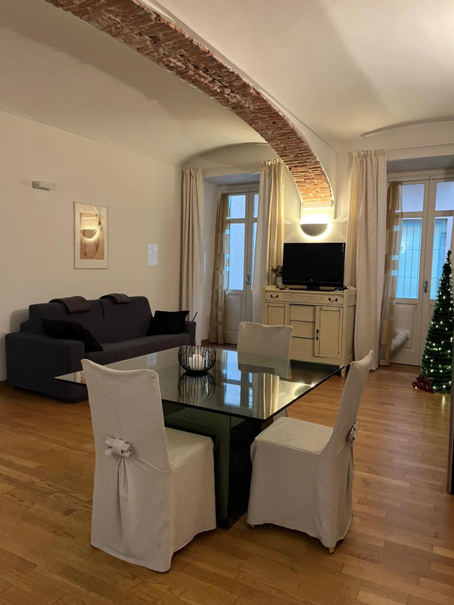 Апартаменты Centro Storico Eleganza E Lusso Nel Monferrato Казале-Монферрато Экстерьер фото